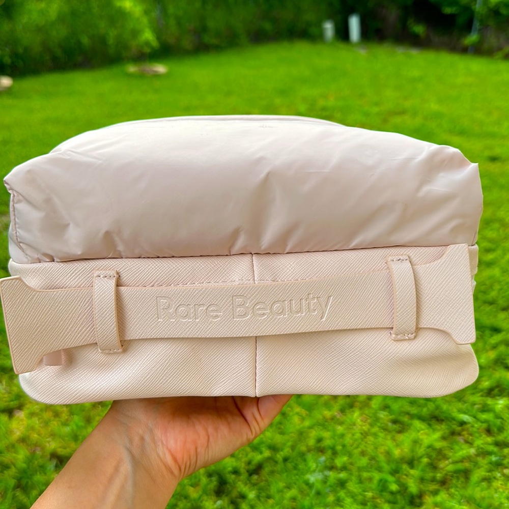 Rare Beauty Puffy Toiletry Bag - read description
